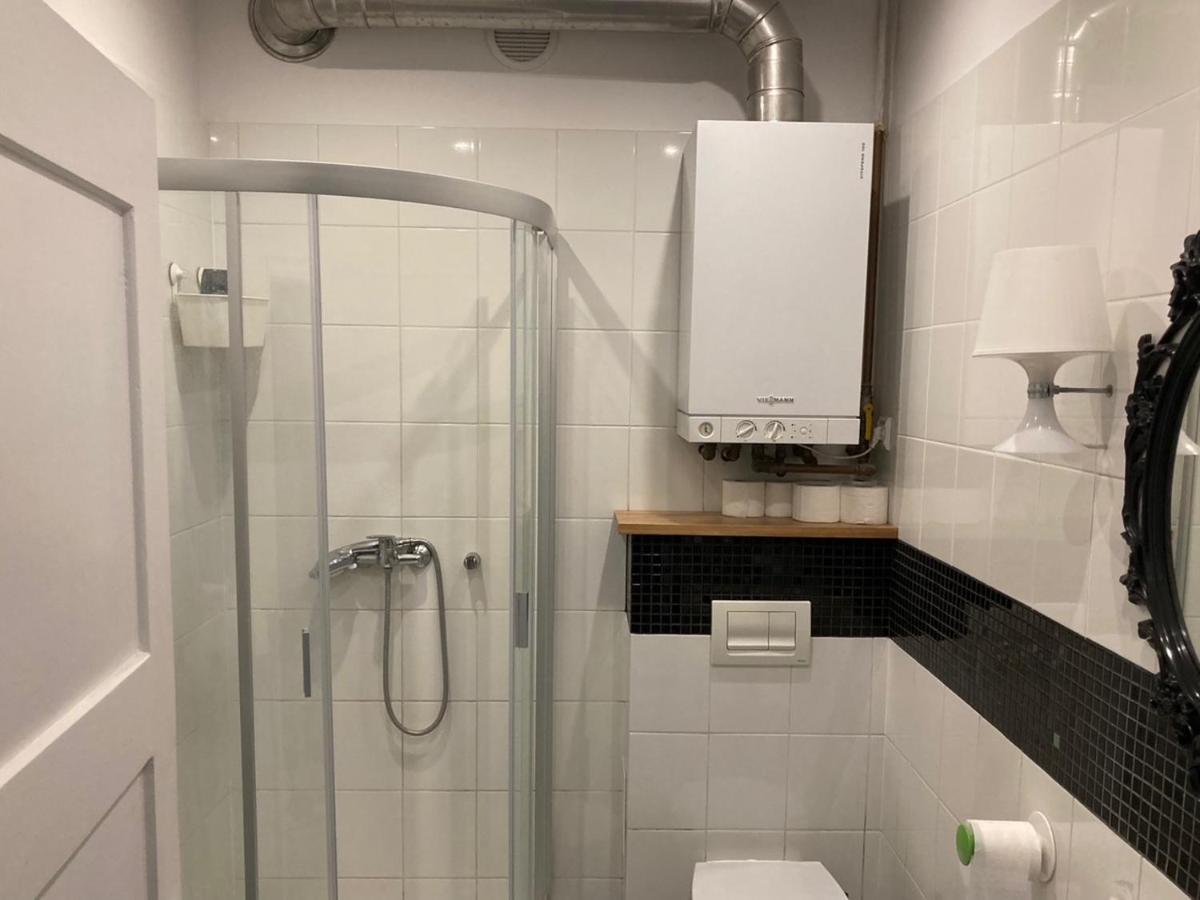 Dwuosobowy Pokoj W Mieszkaniu Czteropokojowym W Centrum Gdyni. Apartman Gdynia Kültér fotó